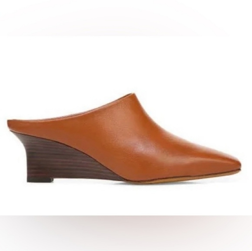 NWB VINCE. GENUINE LEATHER BENITA, RUSTAMBER LE Wedge Mules Slip-On Styling Sz 8
